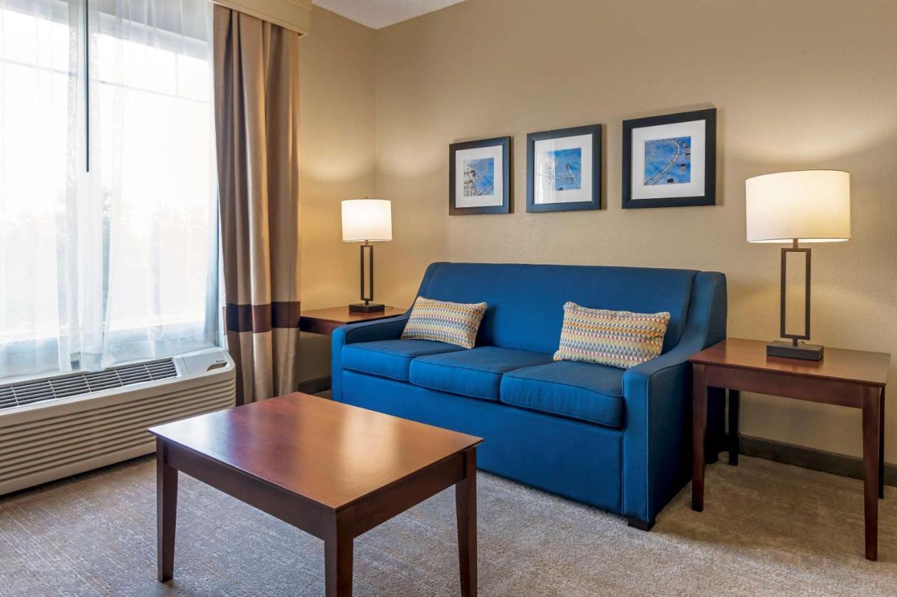 Comfort Suites Near Universal Orlando Resort Eksteriør bilde